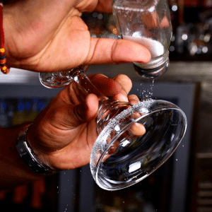 PrÃ©paration d'une margarita pour un mariage